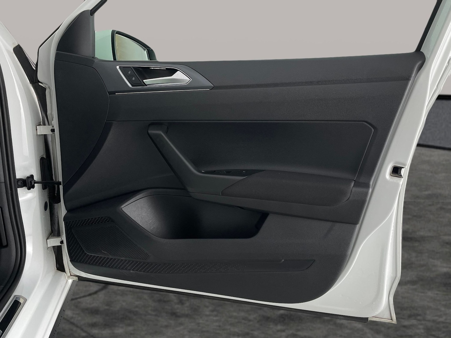 Used Volkswagen Polo 2022 for sale - 77281435: Photo 30