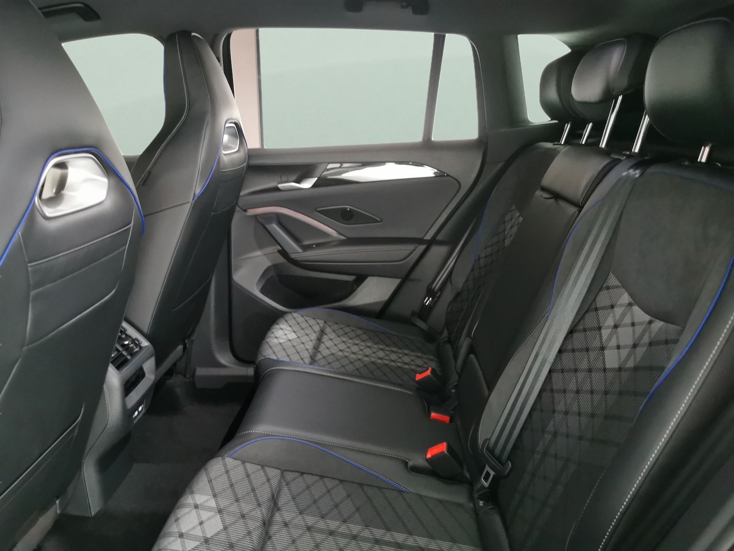 Used Volkswagen Tiguan 2025 for sale - 77872999: Photo 29