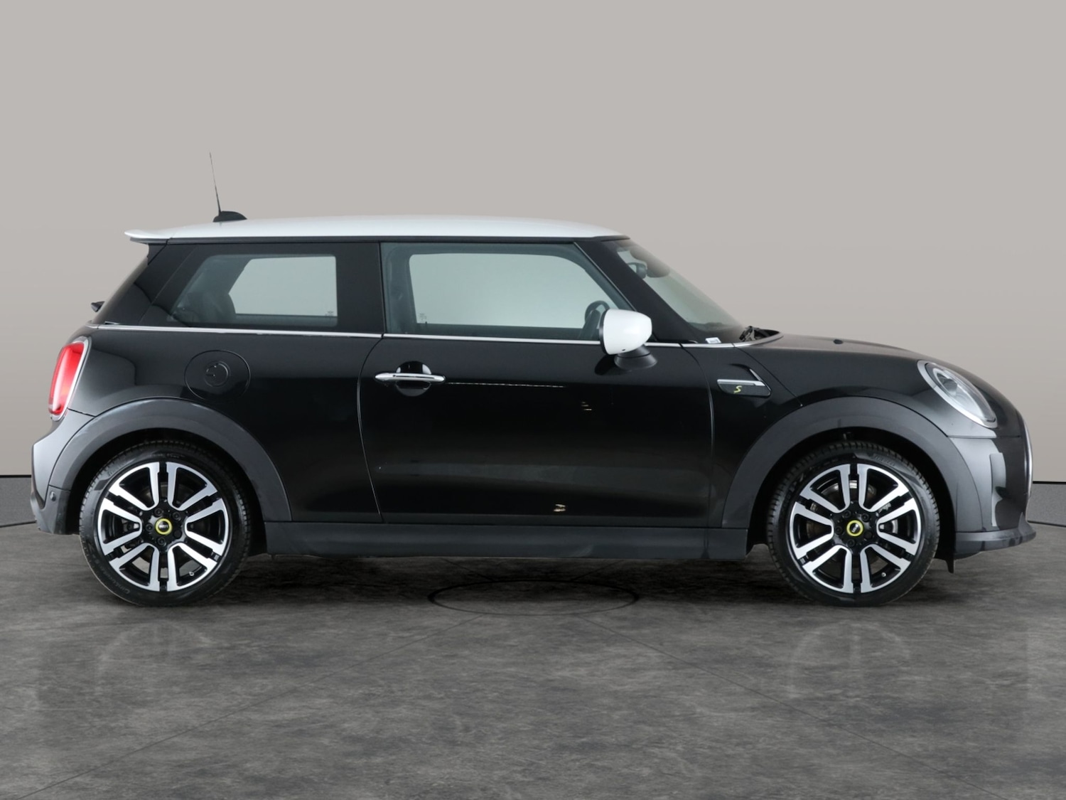Used MINI Hatch 2023 for sale - 76725327: Photo 9