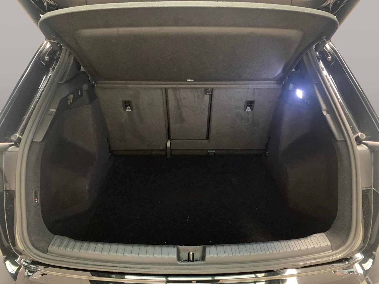 Used Audi Q4 e-tron 2023 for sale - 77698628: Photo 34