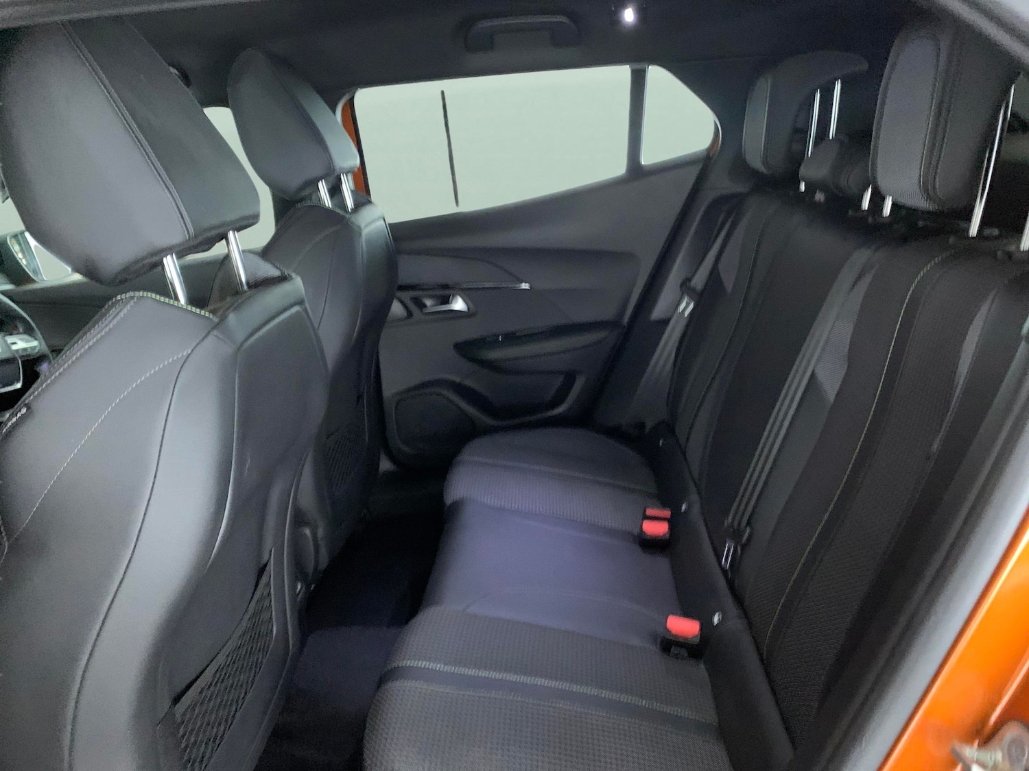 Used Peugeot E-2008 2022 for sale - 77244831: Photo 27