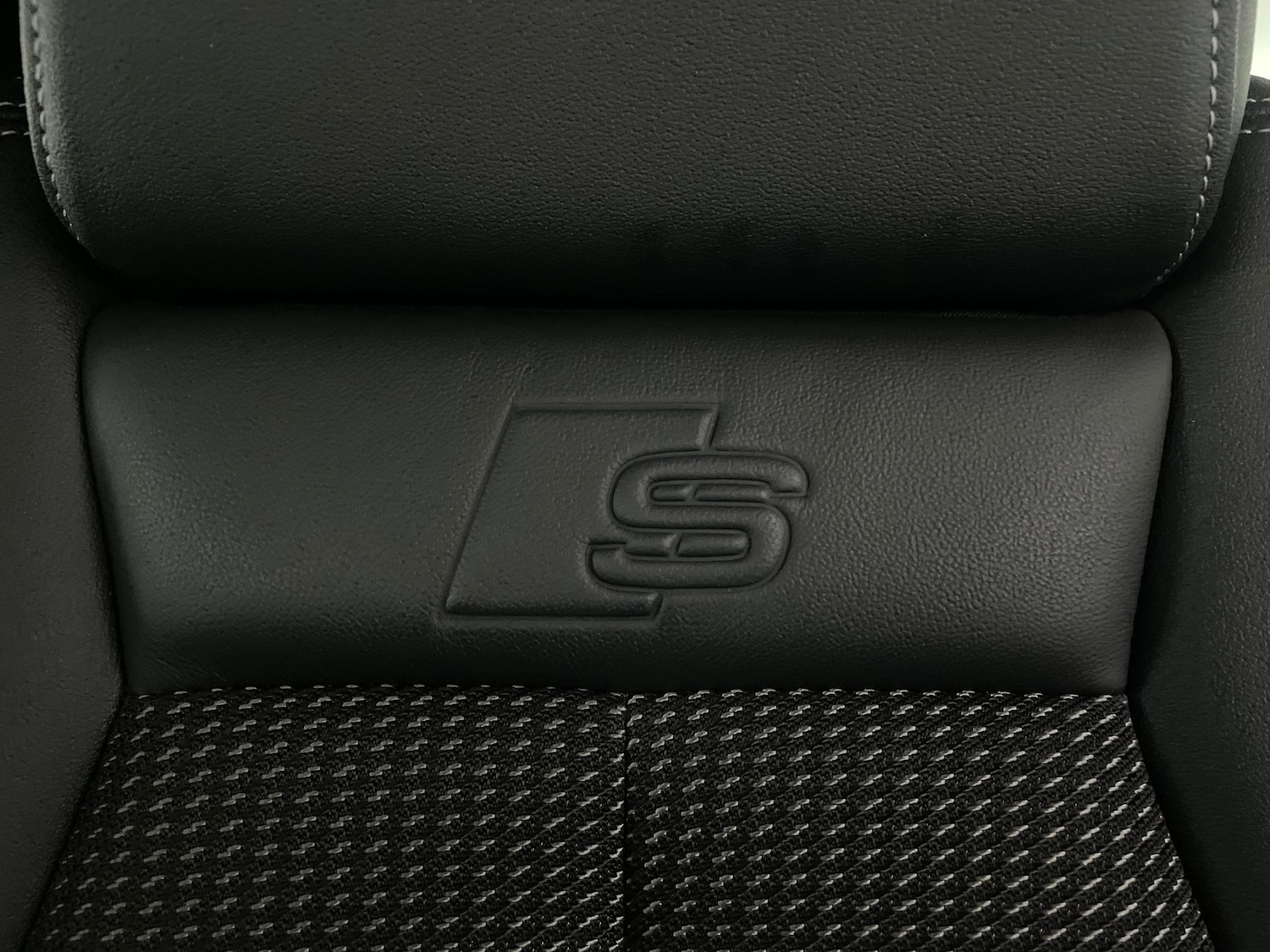 Used Audi Q4 e-tron 2023 for sale - 77833661: Photo 14