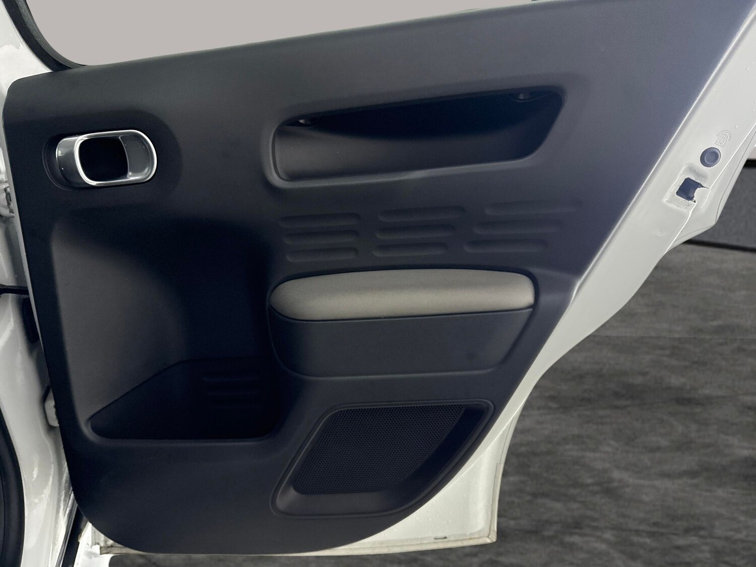 Used Citroen C4 Cactus for sale - 77364889: Photo 27