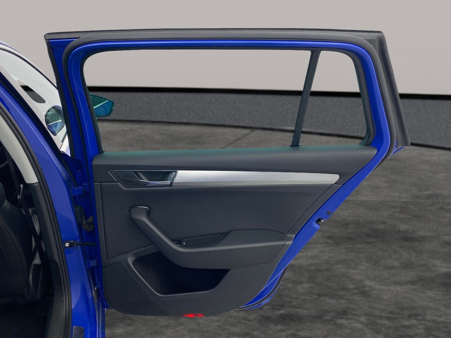 Used Skoda Superb 2021 for sale - 76494312: Photo 30