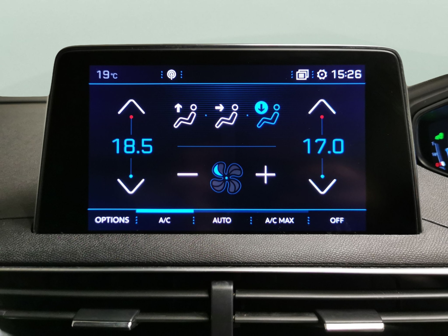 Used Peugeot 3008 2018 for sale - 76557234: Photo 18