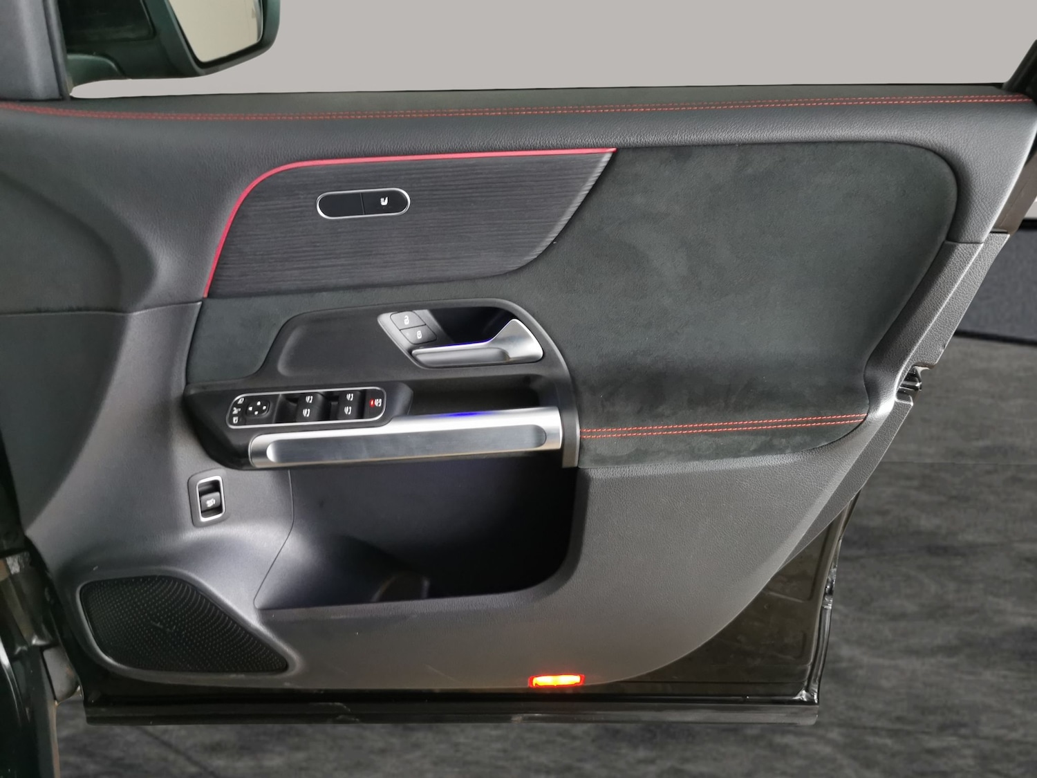 Used Mercedes-Benz EQB 2023 for sale - 77776034: Photo 34