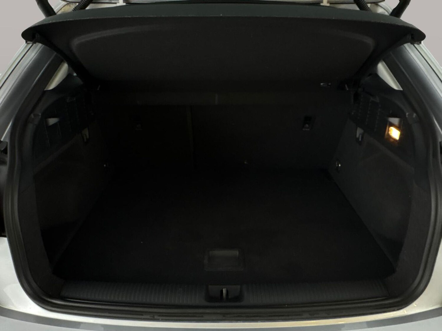 Used Audi Q2 for sale - 77364967: Photo 34