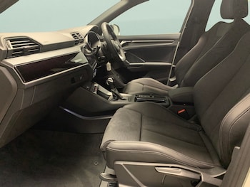 Used Audi Q3 2023 for sale - 75923001: Photo