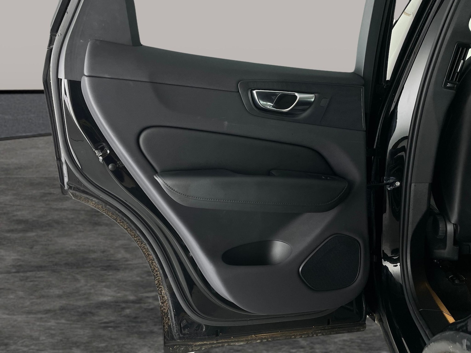 Used Volvo XC60 2022 for sale - 77435501: Photo 37