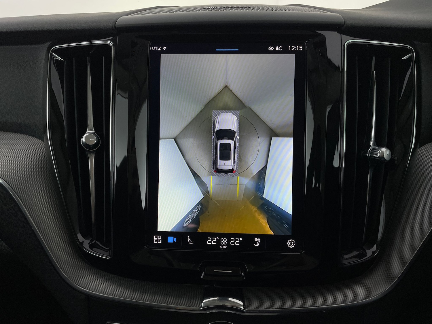 Used Volvo XC60 2022 for sale - 77435501: Photo 6