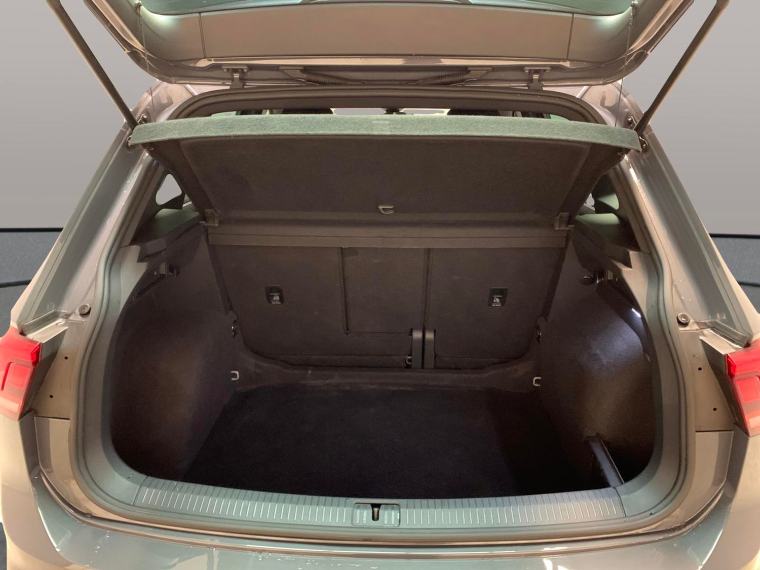 Used Volkswagen Tiguan 2022 for sale - 77058656: Photo 33