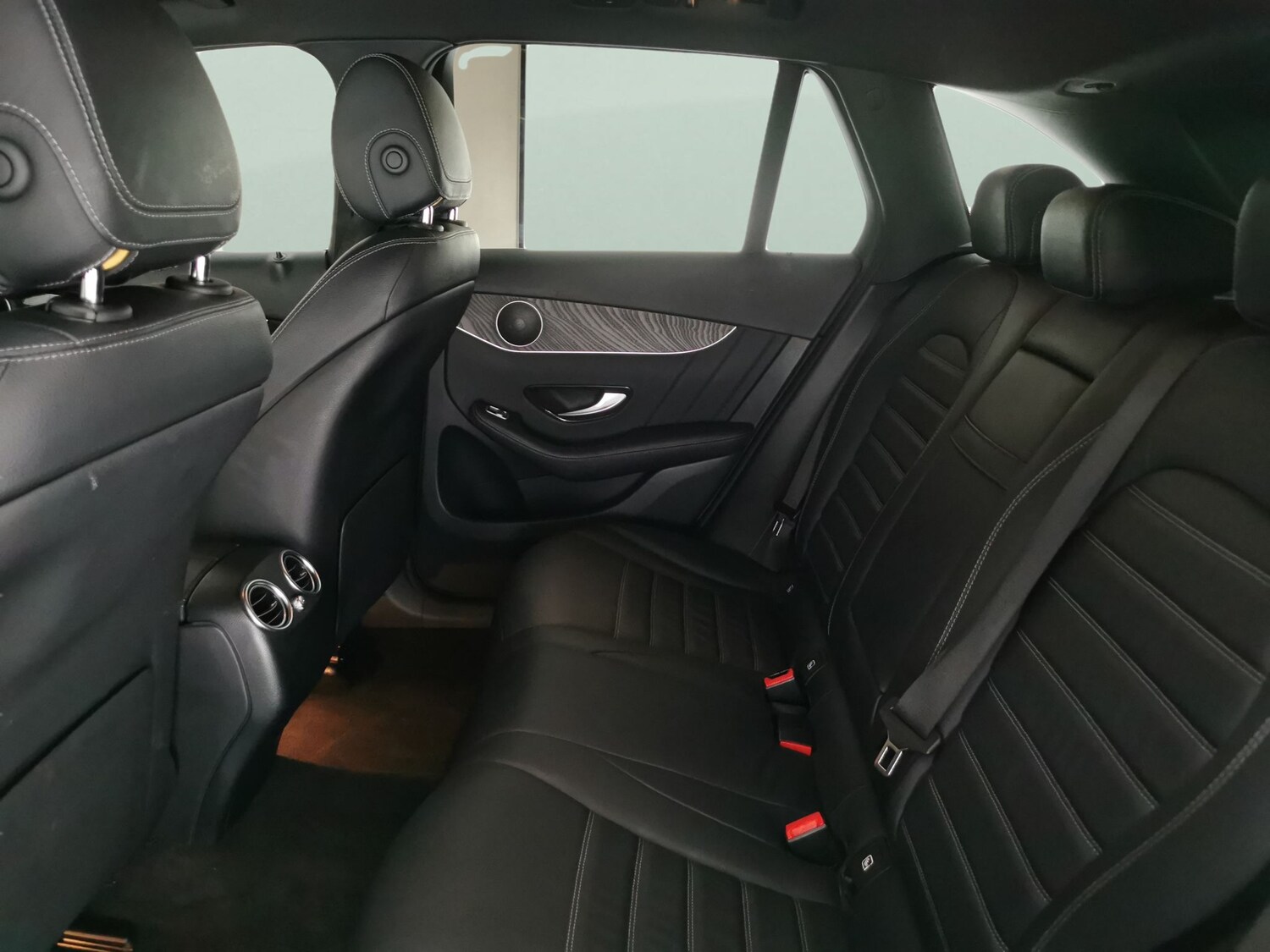 Used Mercedes-Benz GLC 2020 for sale - 77347184: Photo 29