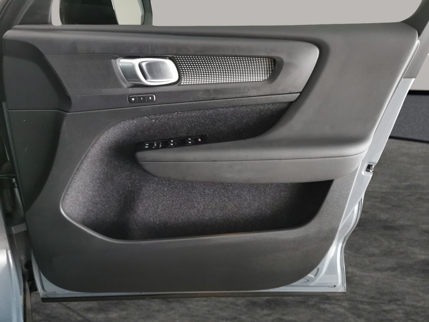 Used Volvo XC40 2020 for sale - 77631063: Photo 32