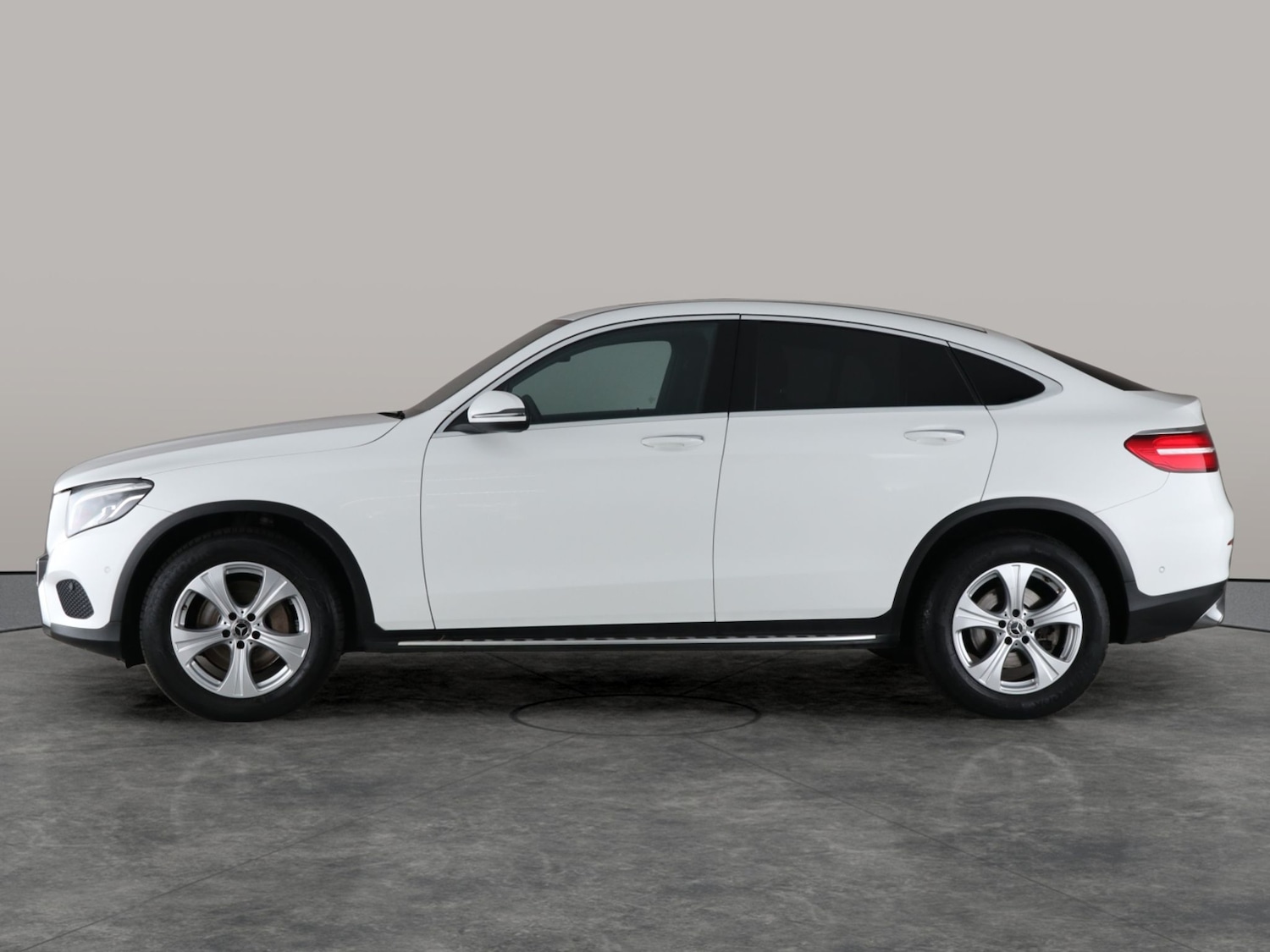 Used Mercedes-Benz GLC 2018 for sale - 76339481: Photo 18