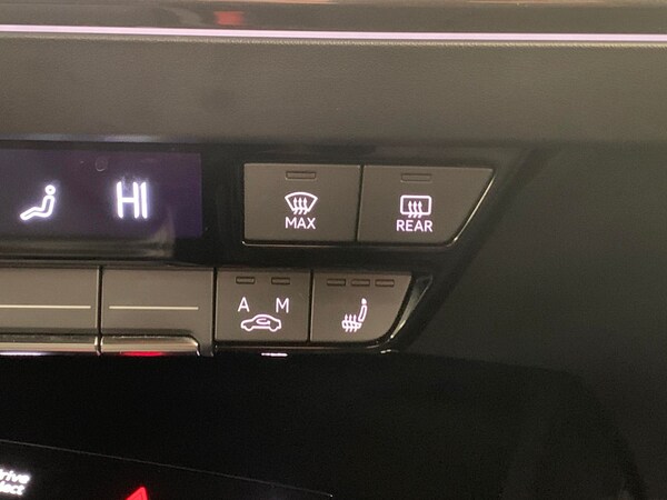 Used Audi Q4 e-tron 2023 for sale - 76240923: Photo 23