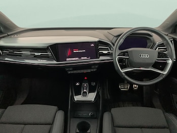 Used Audi Q4 e-tron 2023 for sale - 76240923: Photo 4