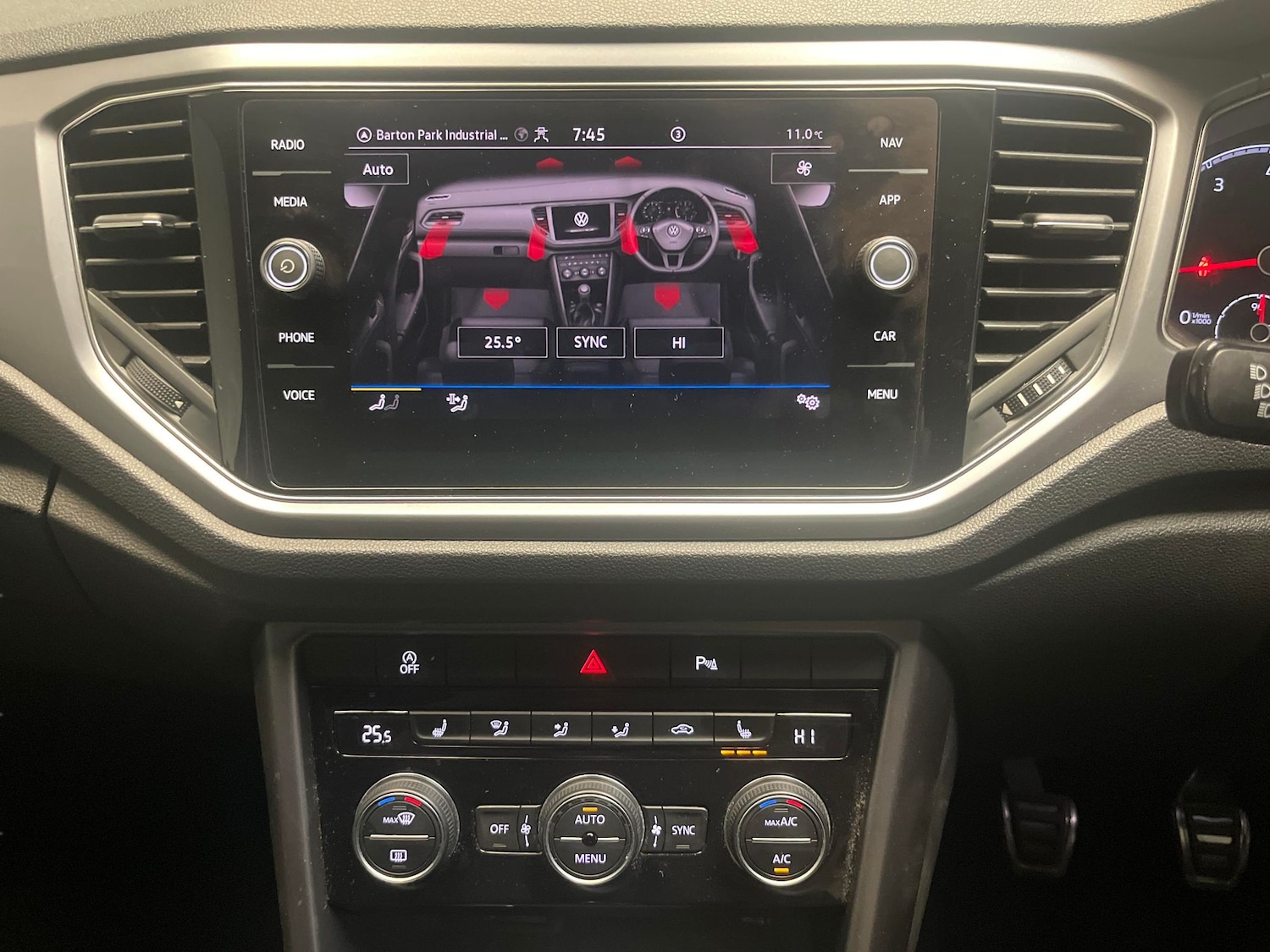 Used Volkswagen T-Roc 2022 for sale - 78144365: Photo 17