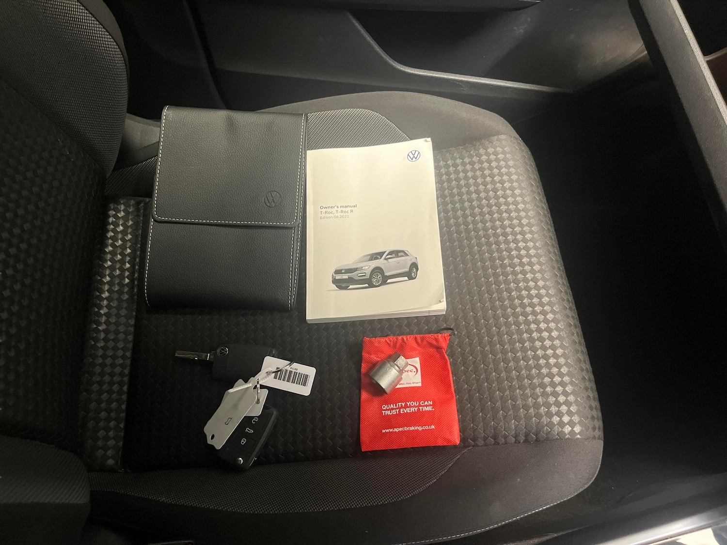 Used Volkswagen T-Roc 2022 for sale - 78144365: Photo 30