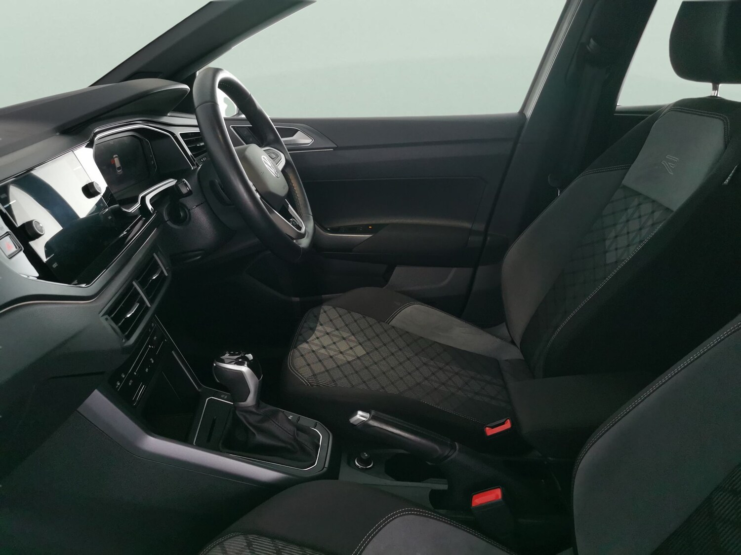 Used Volkswagen Polo 2022 for sale - 76908343: Photo 4