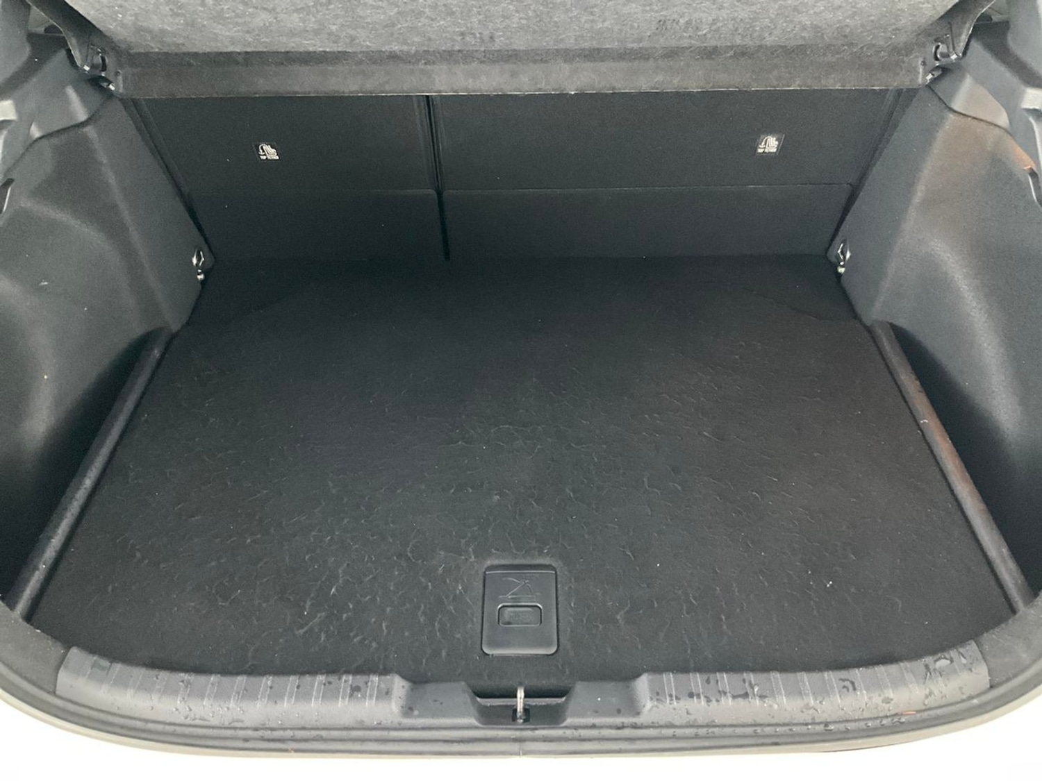 Used Toyota Corolla 2020 for sale - 76603217: Photo 32