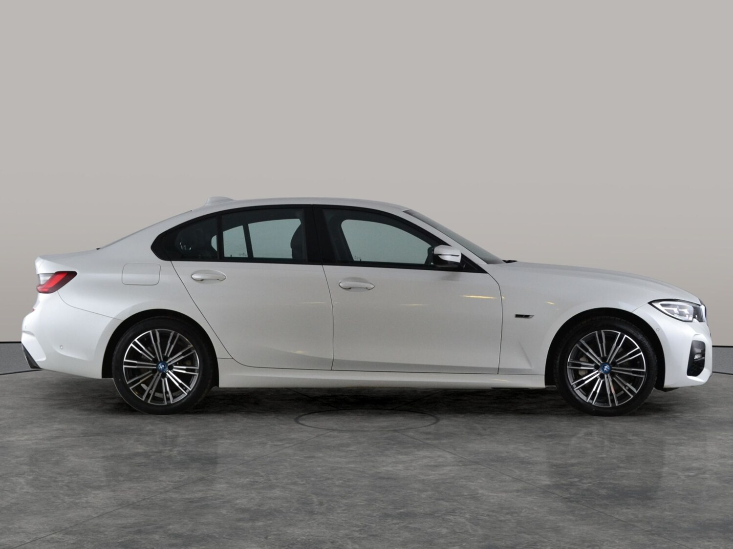 Used BMW 3 Series 2021 for sale - 77934664: Photo 11