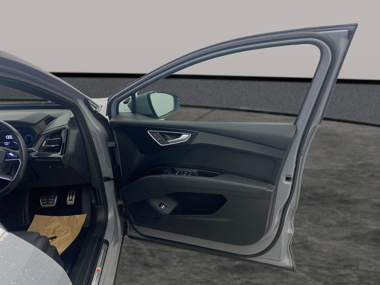Used Audi Q4 e-tron 2021 for sale - 77373310: Photo 27