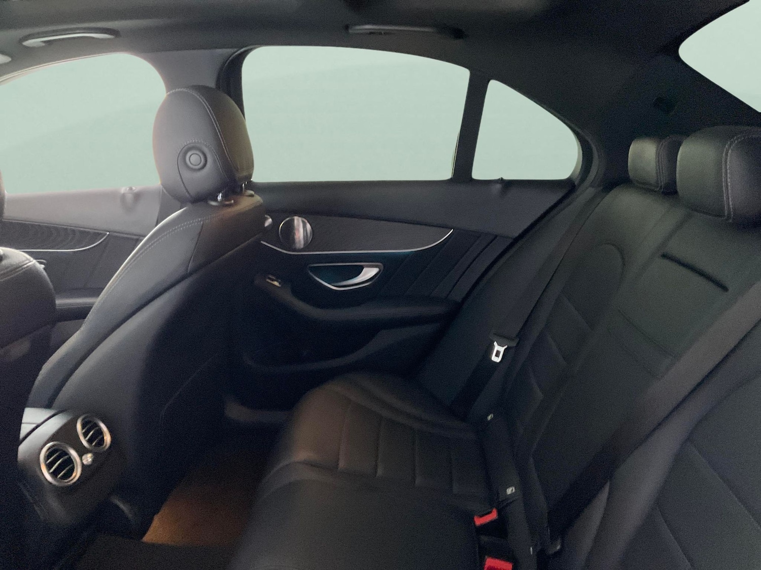 Used Mercedes-Benz C Class 2017 for sale - 76554972: Photo 31