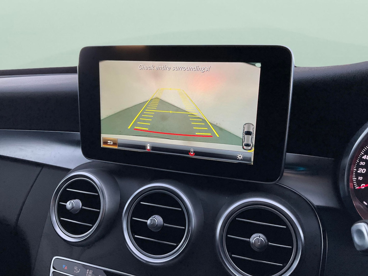 Used Mercedes-Benz C Class 2017 for sale - 76554972: Photo 8