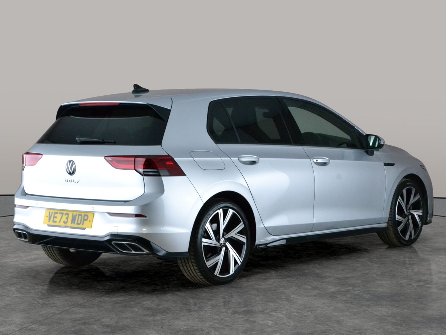 Used Volkswagen Golf 2024 for sale - 78178185: Photo 9