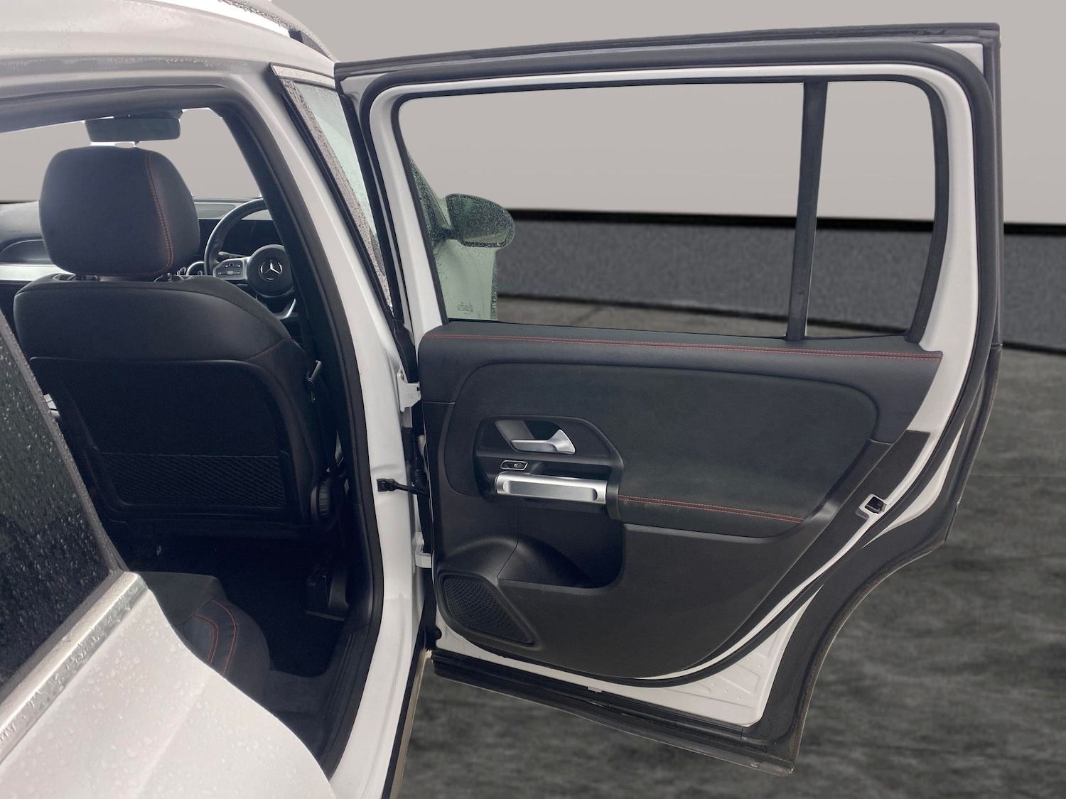 Used Mercedes-Benz GLB 2021 for sale - 77435451: Photo 26