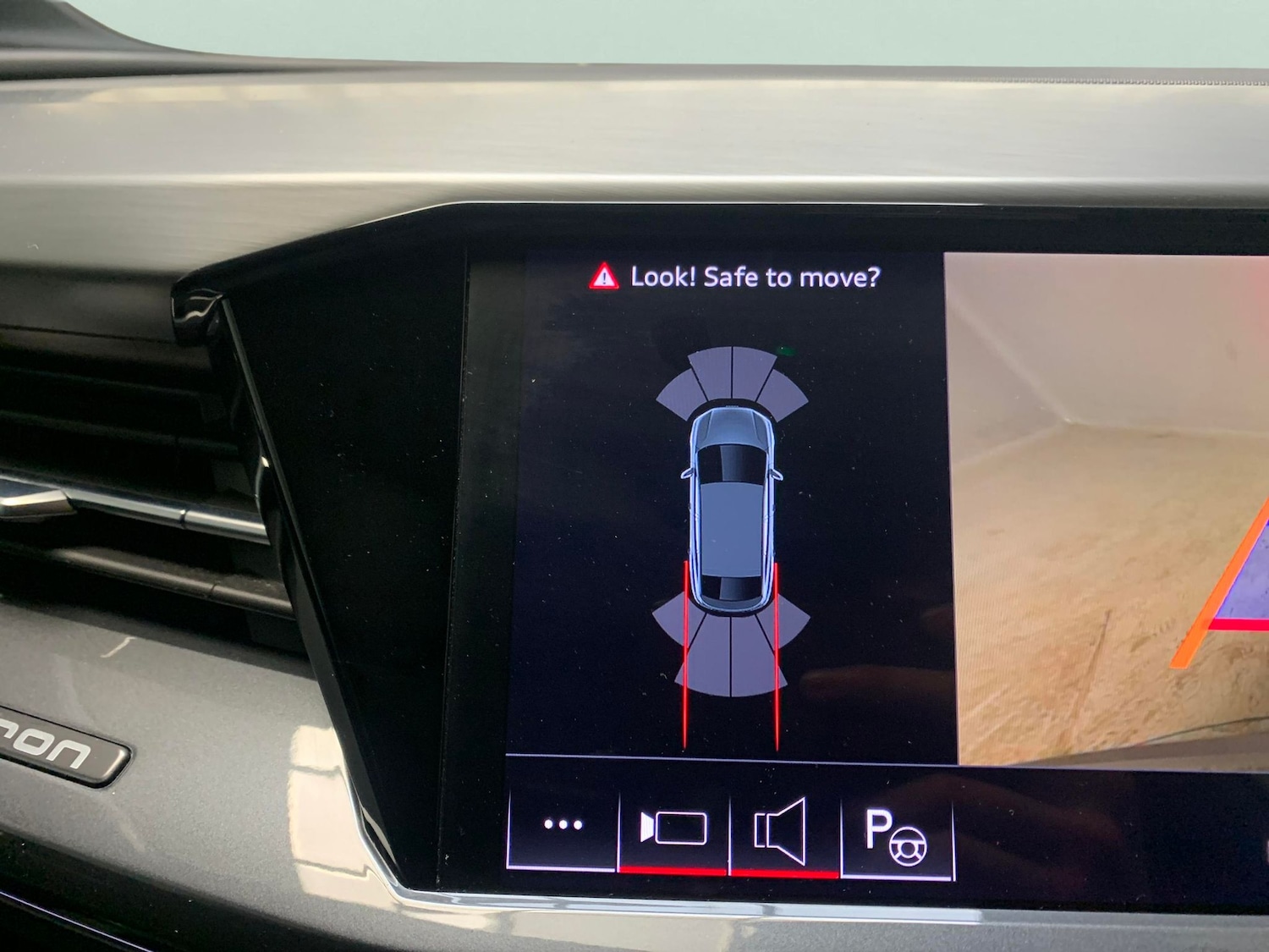 Used Audi Q4 e-tron 2022 for sale - 77294929: Photo 16