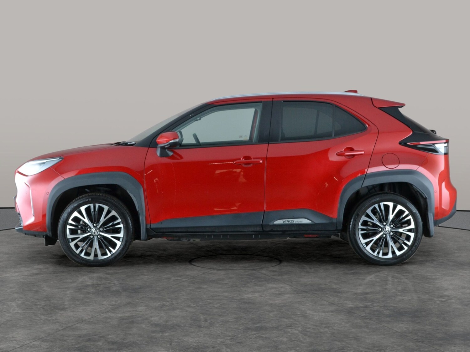 Used Toyota Yaris Cross 2022 for sale - 77472295: Photo 13