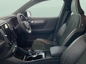 Used Volvo XC40 2022 for sale - 77170869: Photo