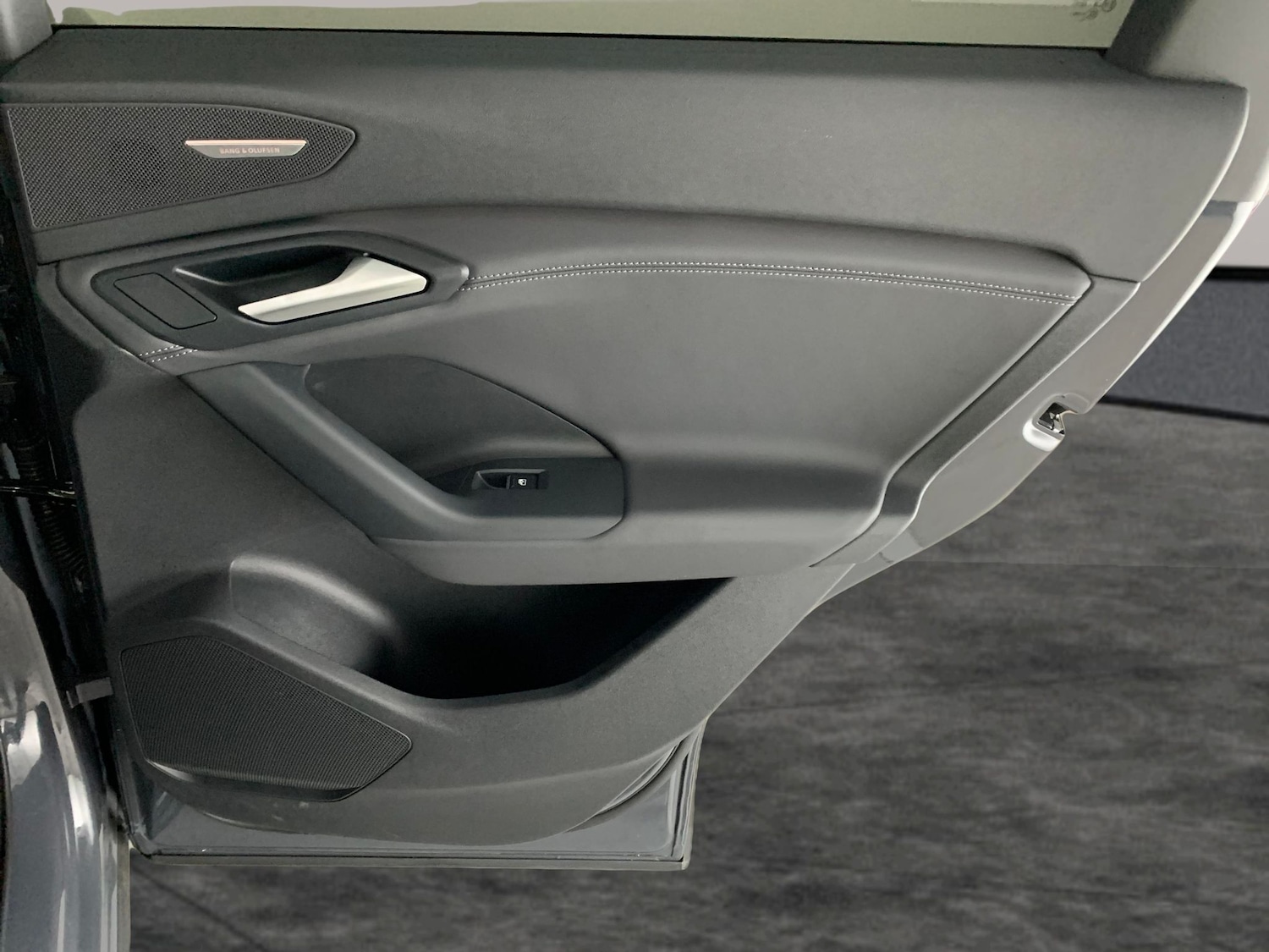 Used Audi Q6 e-tron 2025 for sale - 76491899: Photo 32