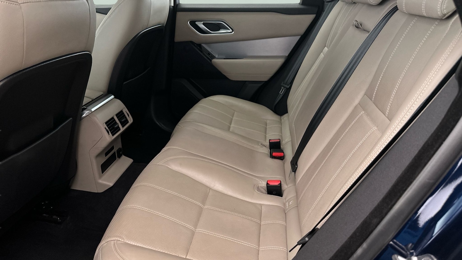 Used Land Rover Range Rover Velar 2021 for sale - 77136702: Photo 17