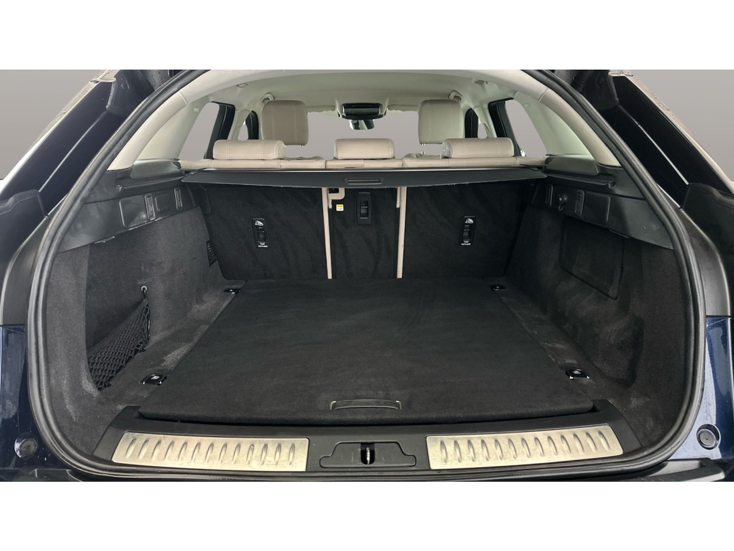 Used Land Rover Range Rover Velar 2021 for sale - 77136702: Photo 18