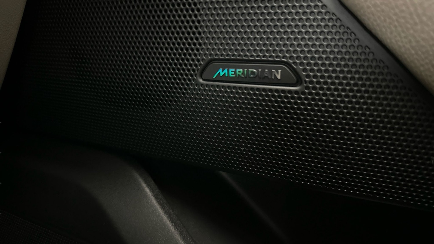 Used Land Rover Range Rover Velar 2021 for sale - 77136702: Photo 21