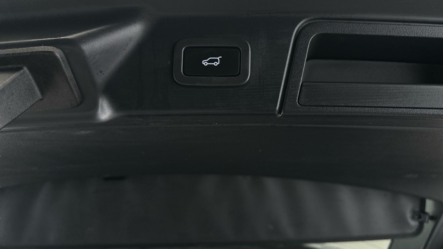 Used Land Rover Range Rover Velar 2021 for sale - 77136702: Photo 31