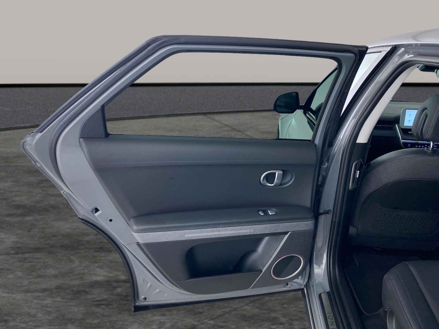 Used Hyundai IONIQ 5 2023 for sale - 78178082: Photo 30