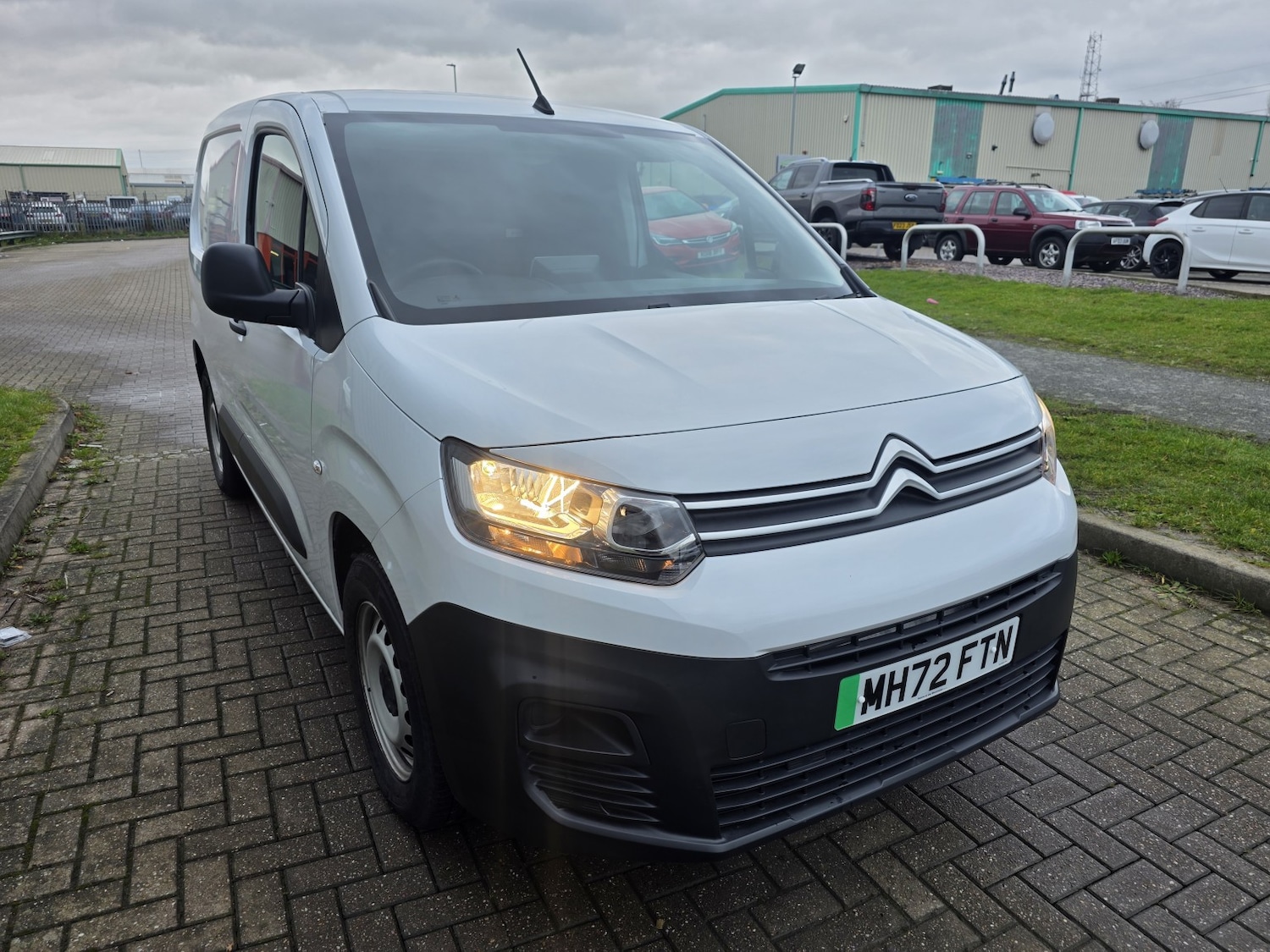 Used Citroen Berlingo 2023 for sale - 77093920: Photo 2