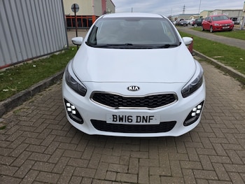 Used Kia Pro Ceed 2016 for sale - 77906666: Photo