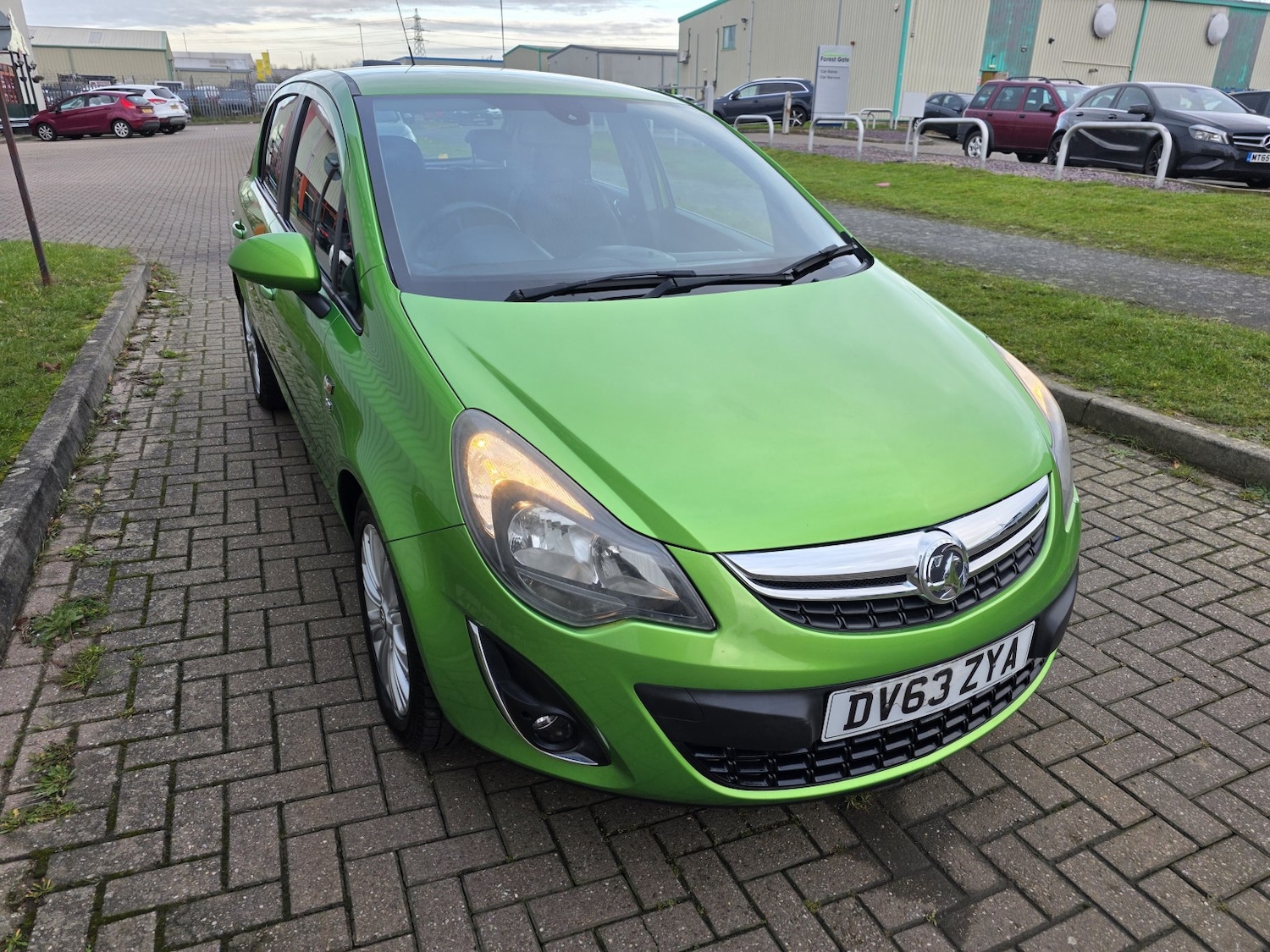Used Vauxhall Corsa 2013 for sale - 76836947: Photo 2