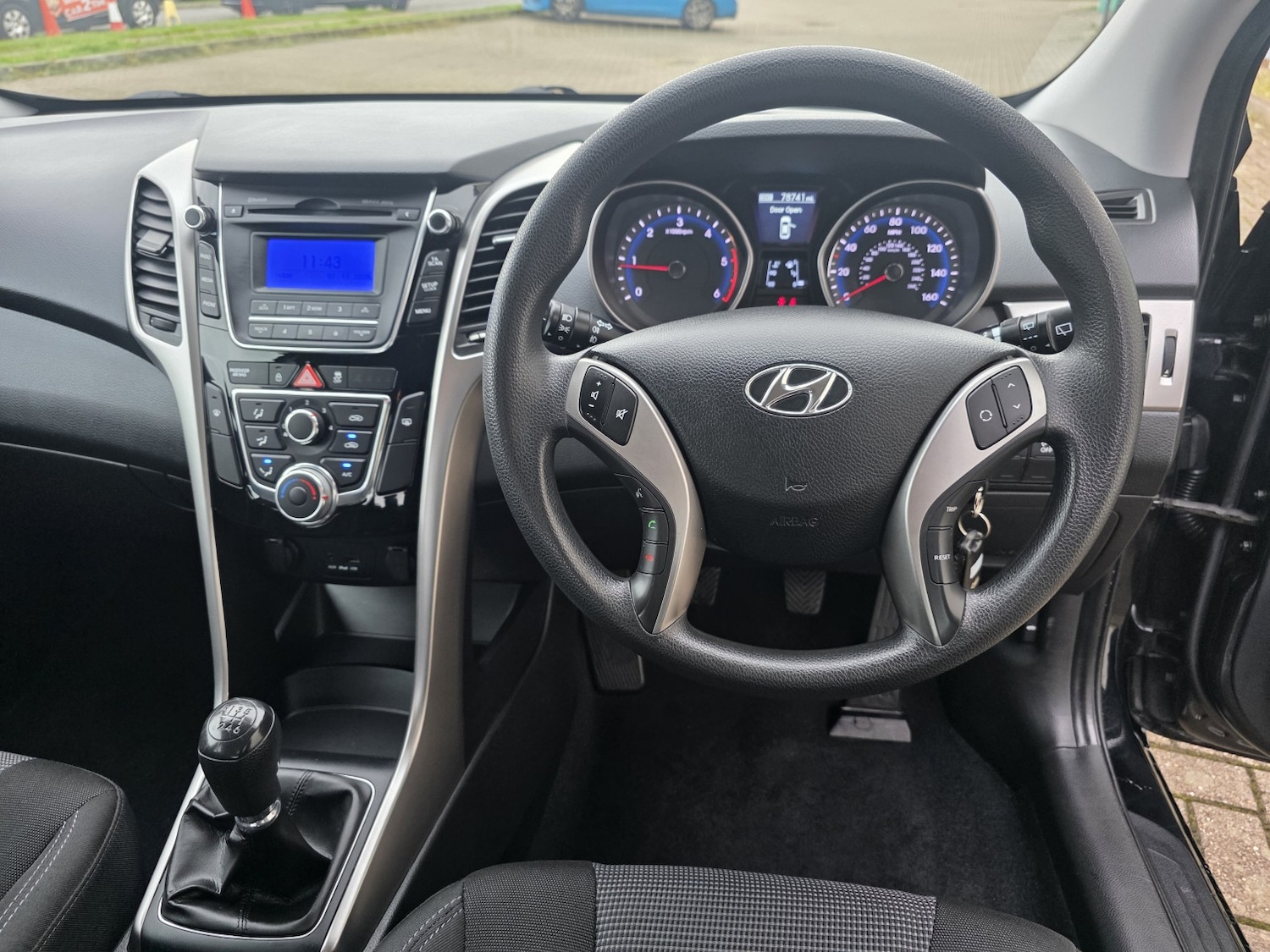 Used Hyundai i30 2012 for sale - 76536825: Photo 14