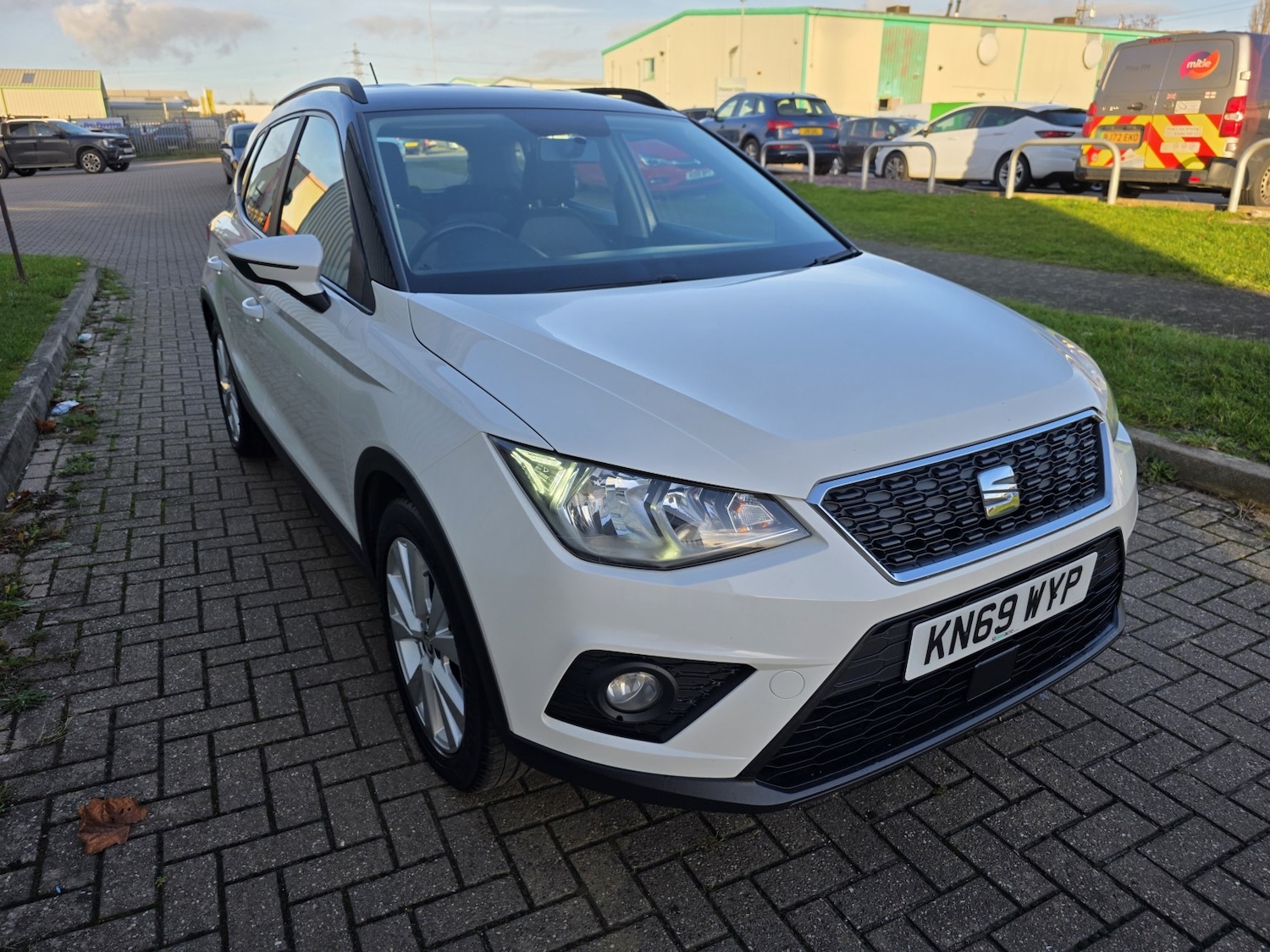 Used SEAT Arona 2019 for sale - 76571127: Photo 2