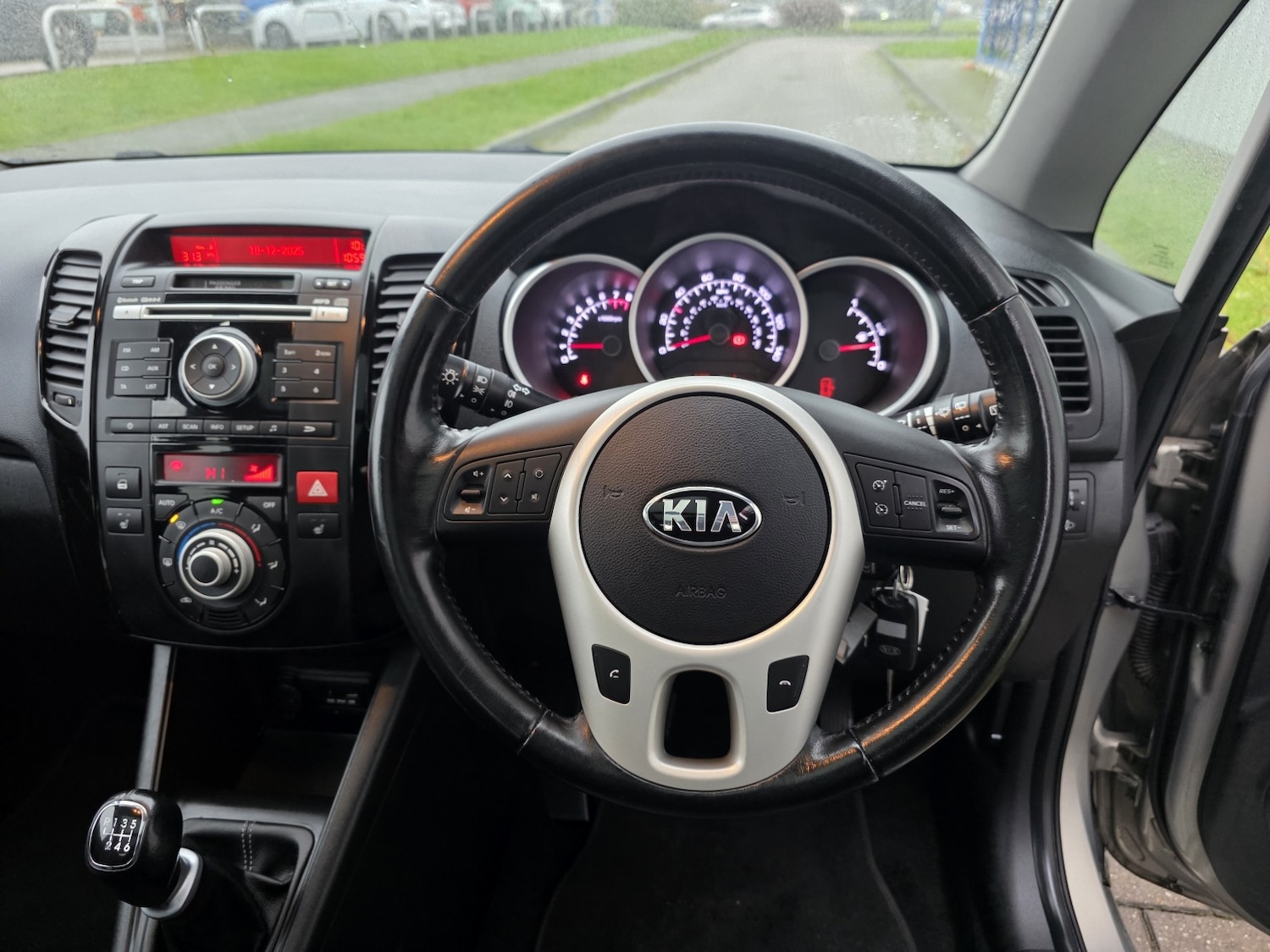 Used Kia Venga 2014 for sale - 76982788: Photo 13