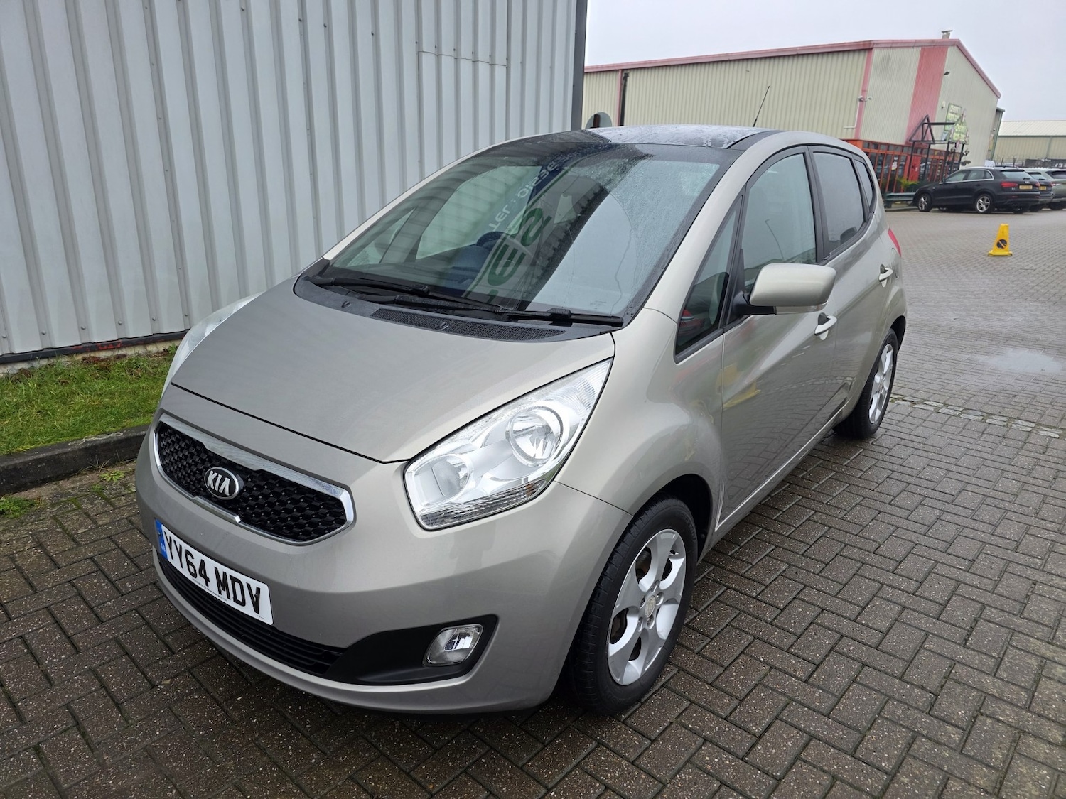 Used Kia Venga 2014 for sale - 76982788: Photo 5