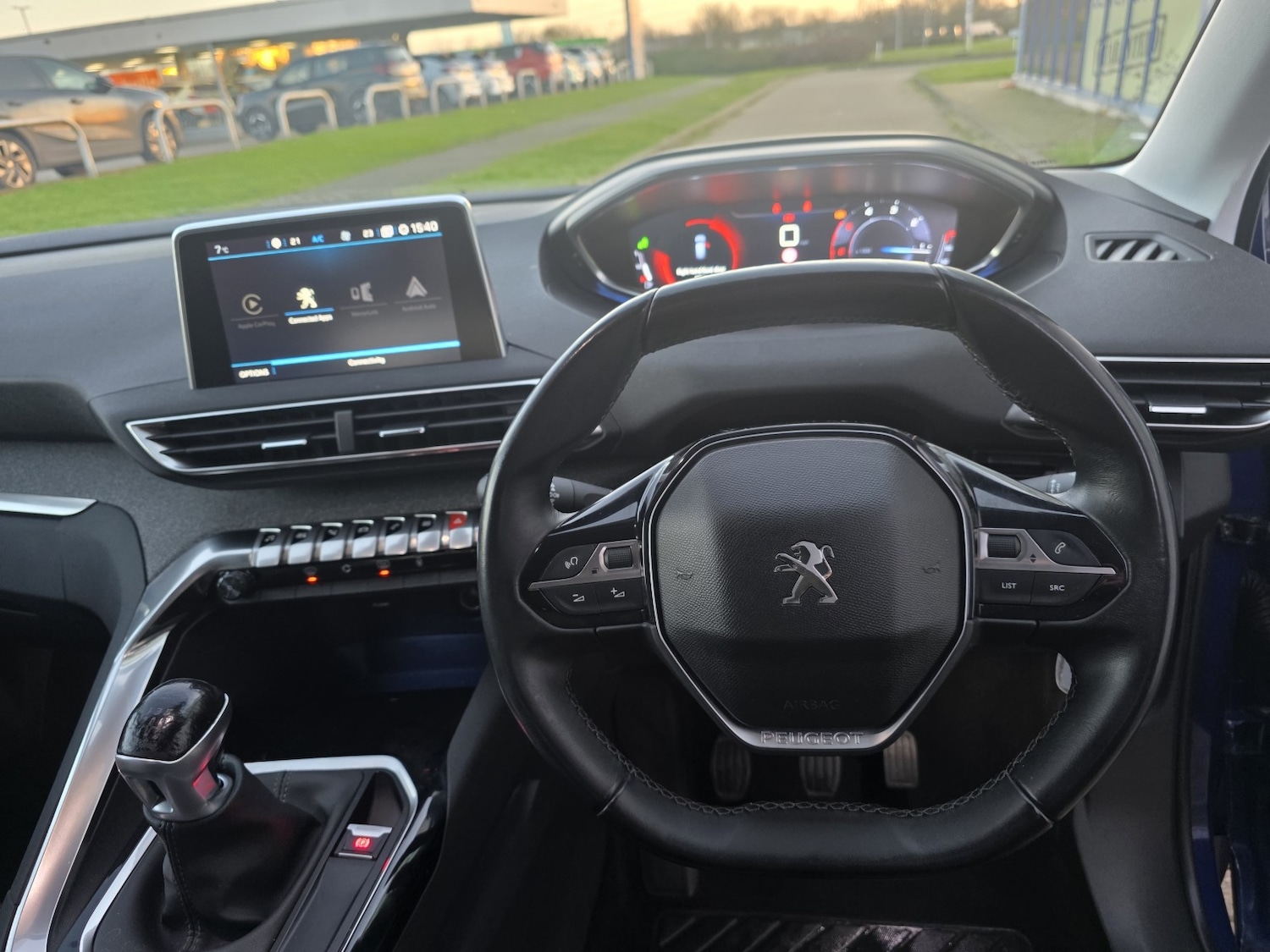 Used Peugeot 3008 2018 for sale - 77008190: Photo 12
