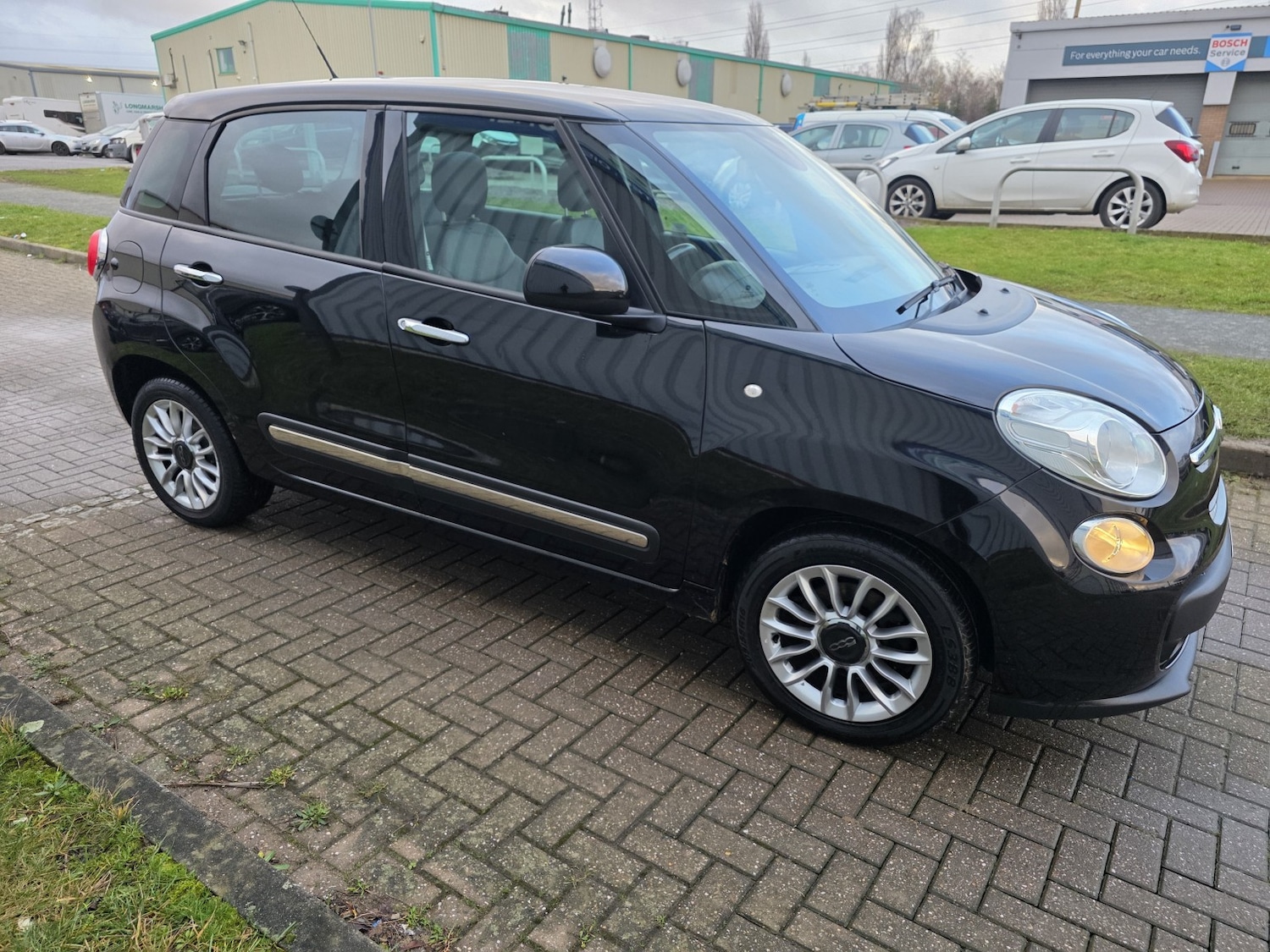 Used Fiat 500L 2014 for sale - 77303712: Photo 11