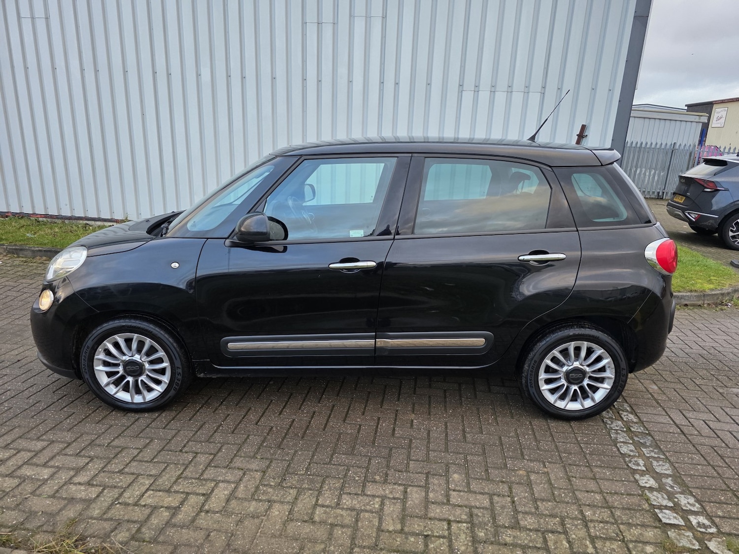 Used Fiat 500L 2014 for sale - 77303712: Photo 7