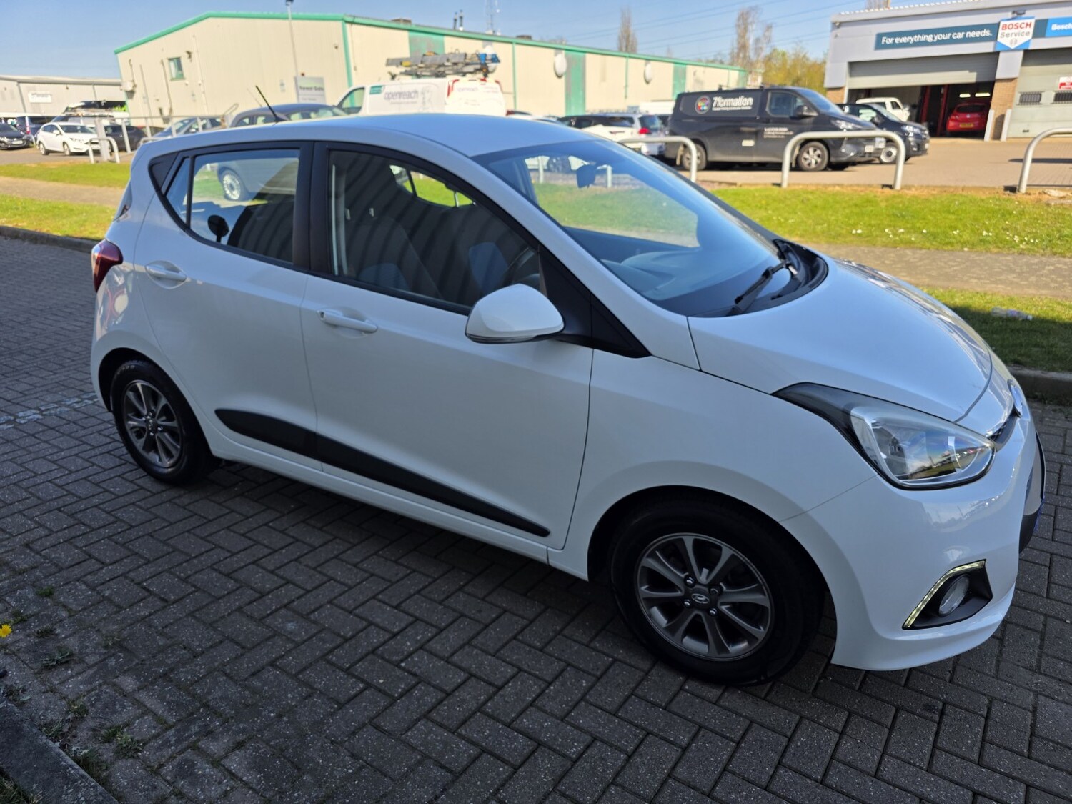 Used Hyundai i10 2014 for sale - 78155378: Photo 11